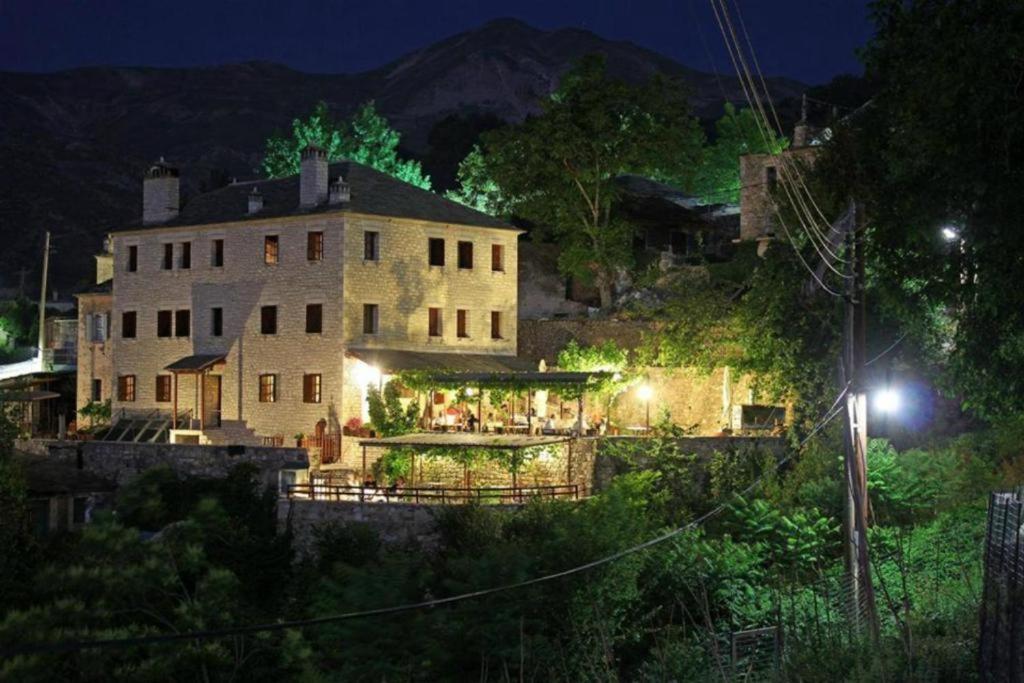 Αρχοντικό Βογιάρου Hotel Kalarítai Екстериор снимка
