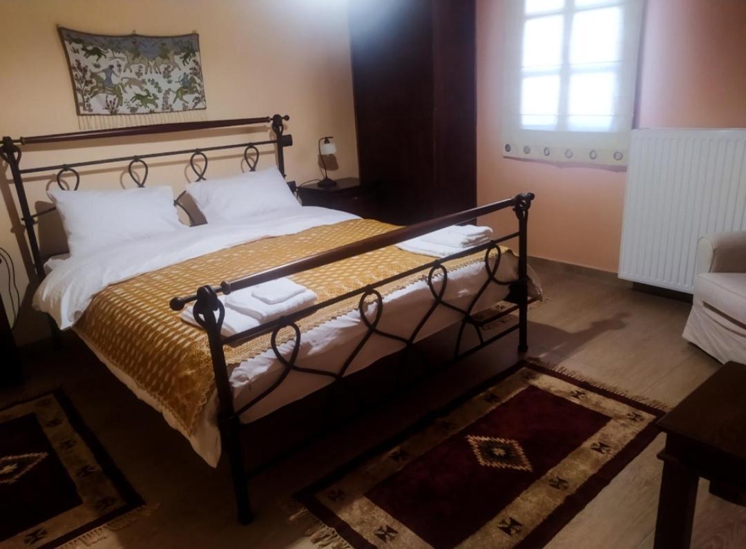 Αρχοντικό Βογιάρου Hotel Kalarítai Екстериор снимка